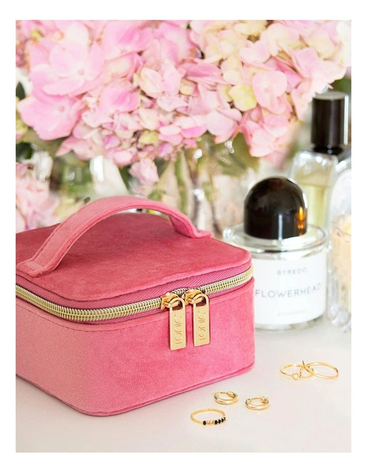 Luxe Velvet Jewelry Cube