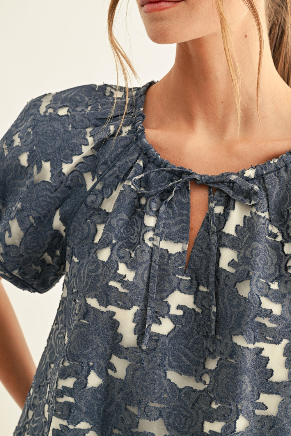 Briana Jacquard Lantern Sleeves Blouse