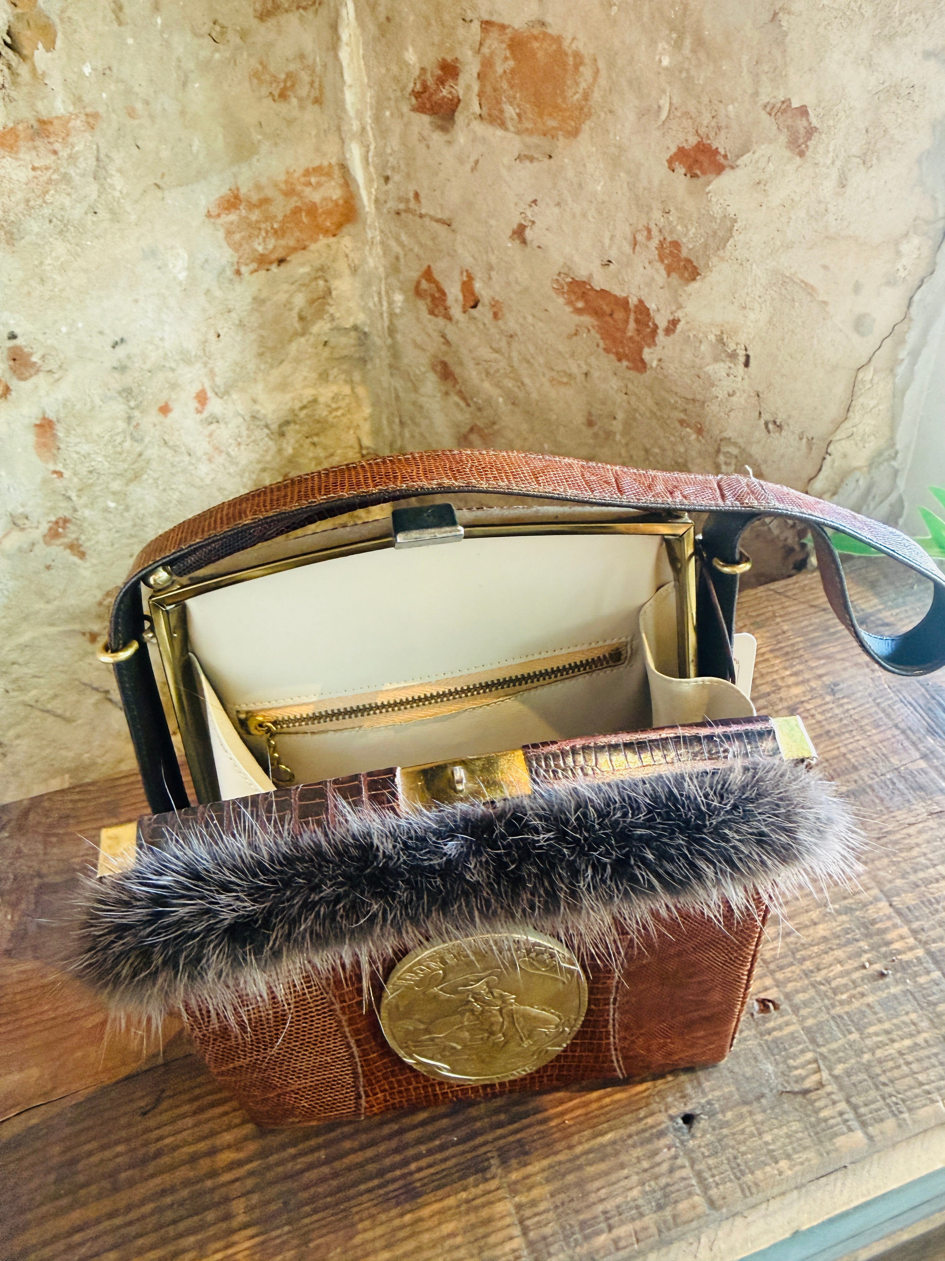 Darkbrown Bucking Horse Purse