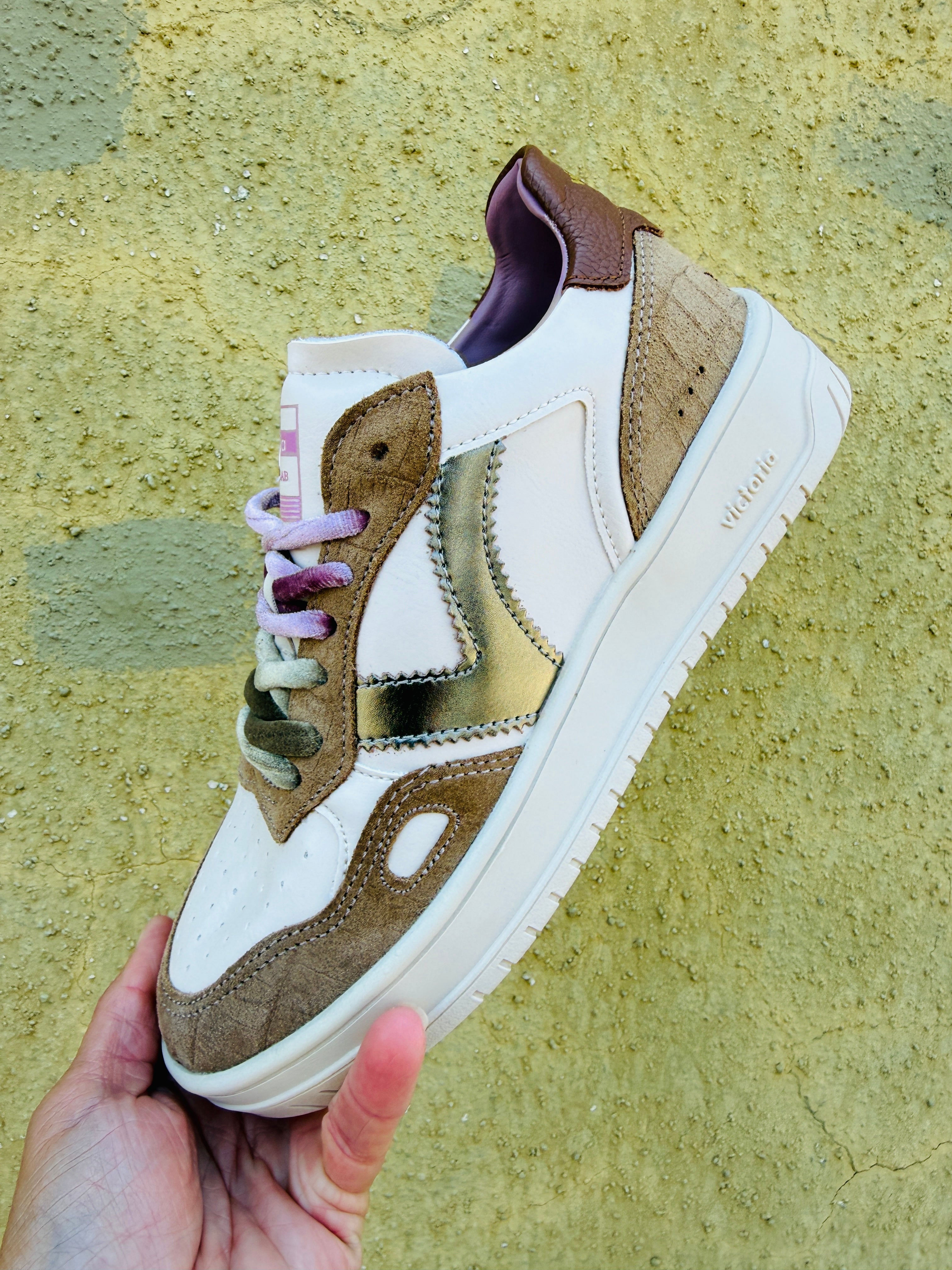 Seul Tennis Shoe