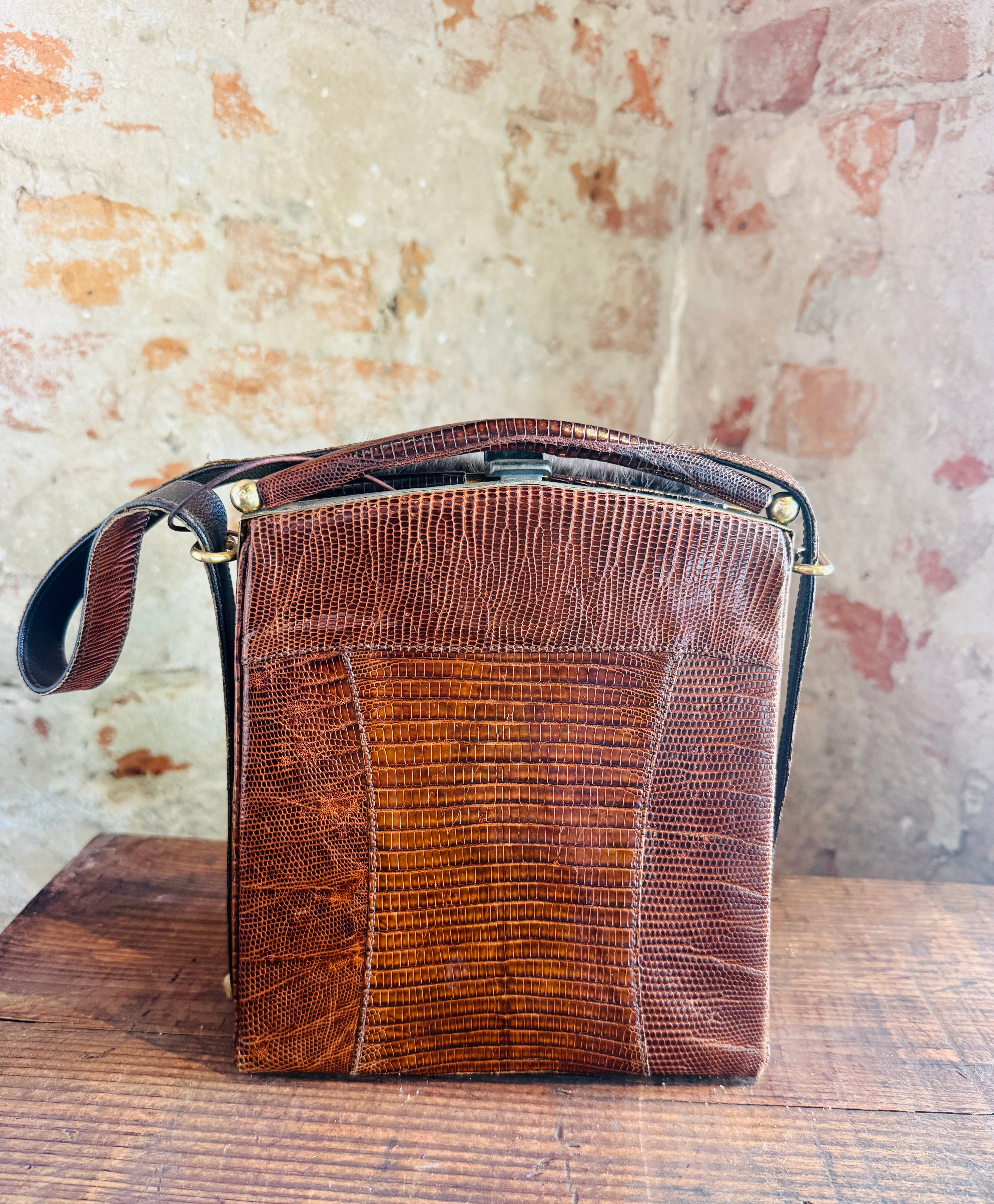 Darkbrown Bucking Horse Purse
