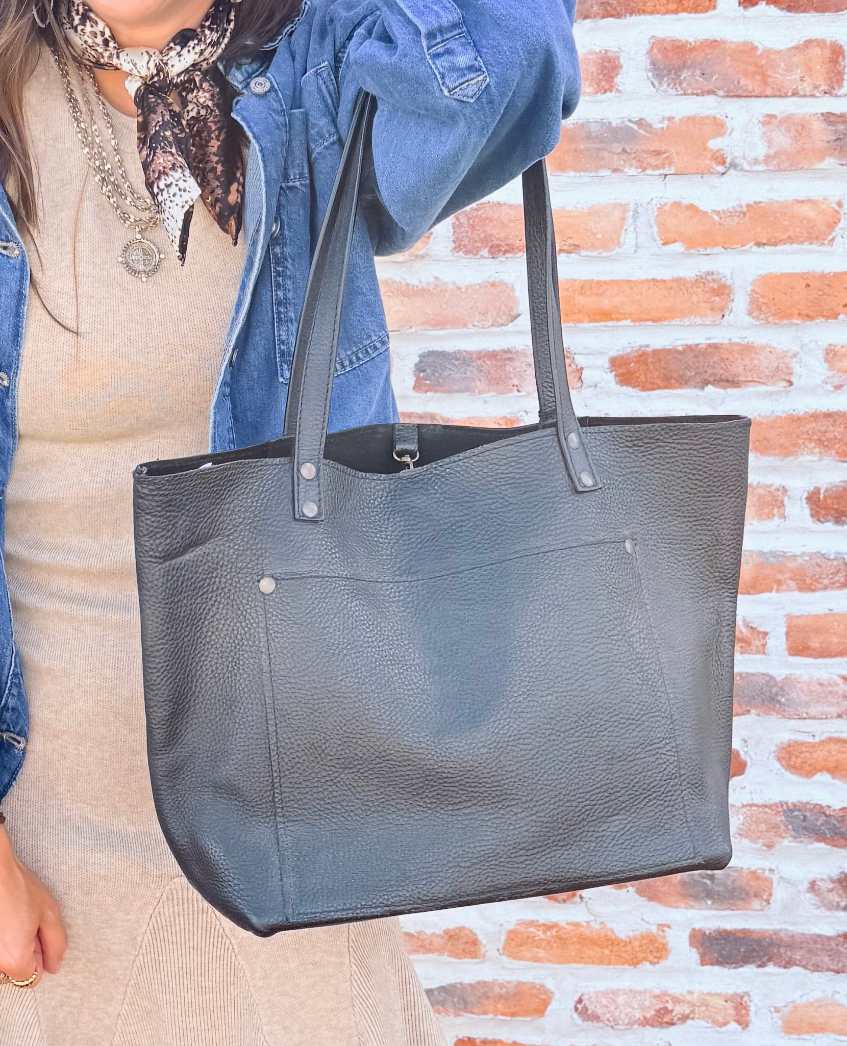 Ladies Leather Tote