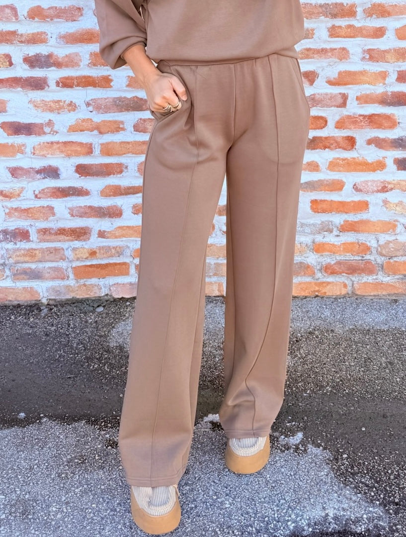 Elastic Waistband Wide Leg Pant