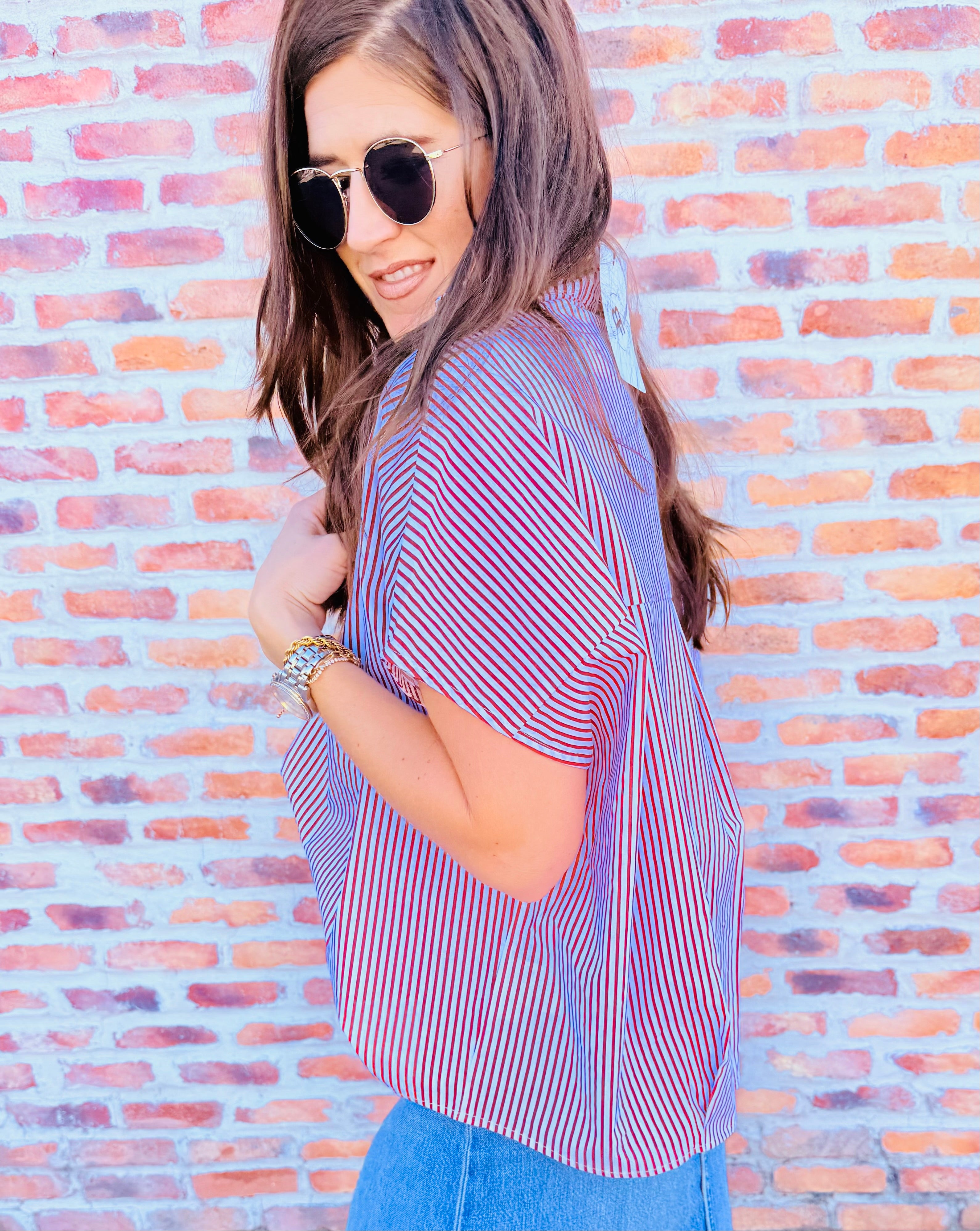 Stripe Signature Vneck Collar