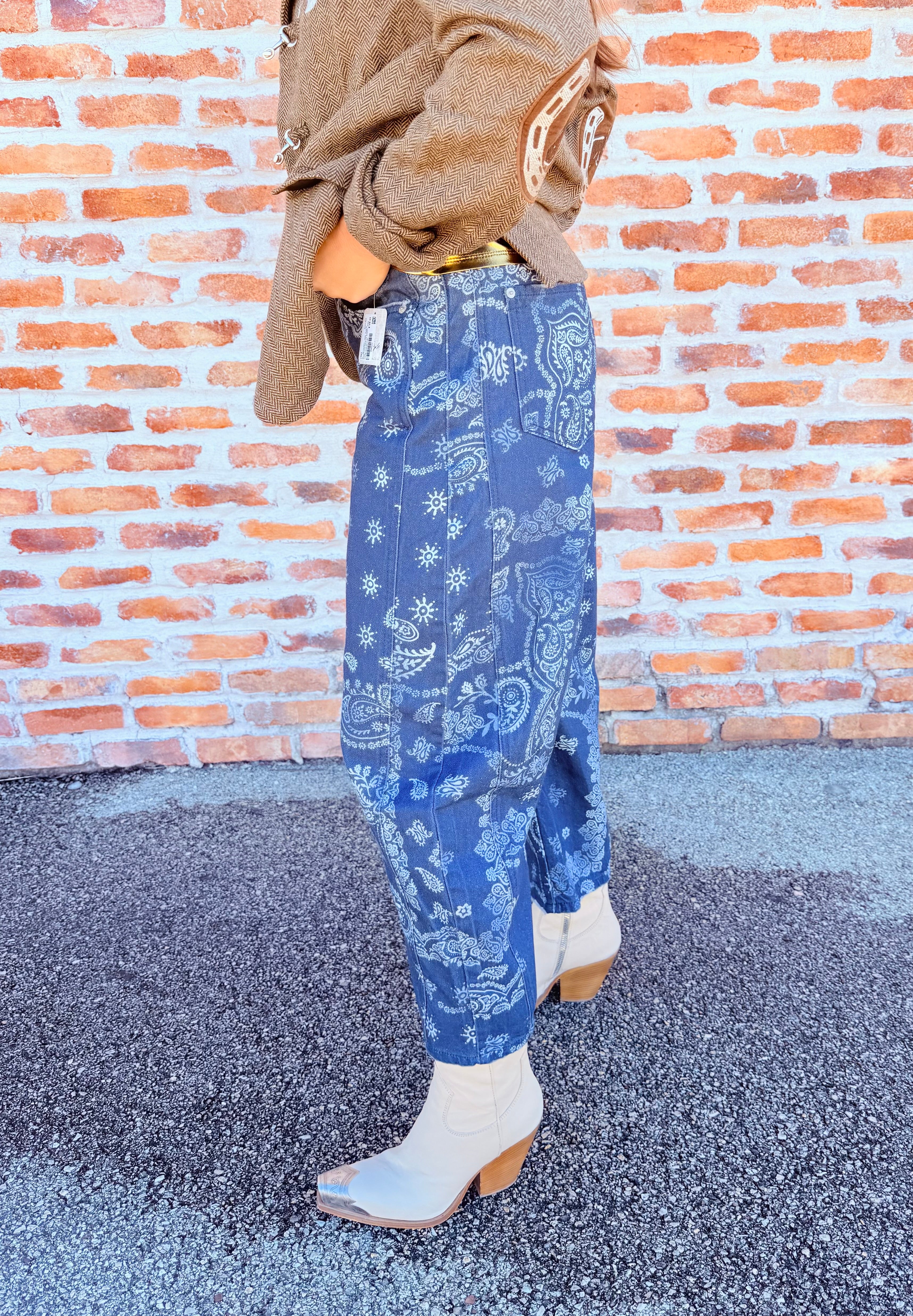 Good Luck Printed Barrel Jean