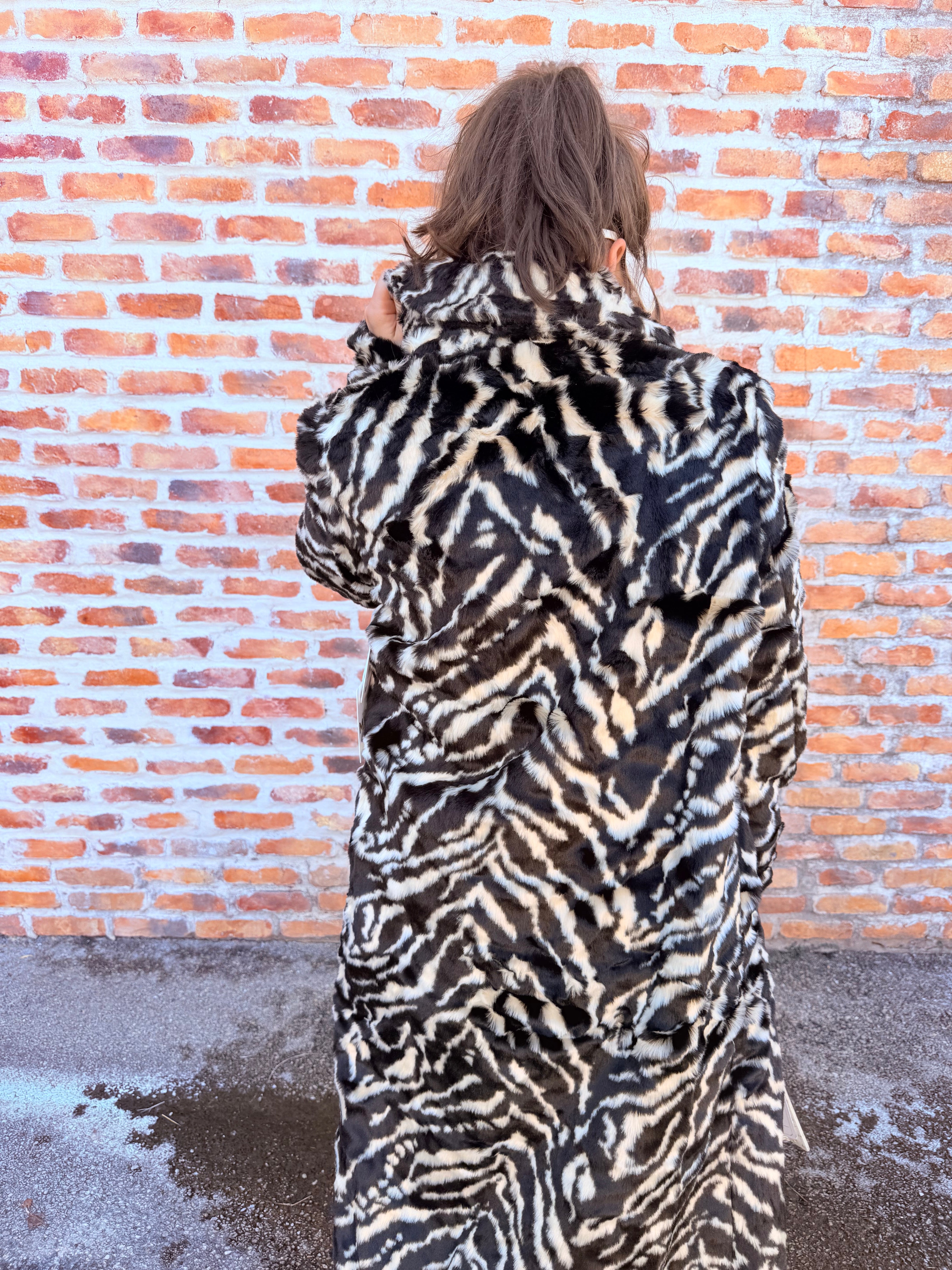 Miss Cindy Overcoat