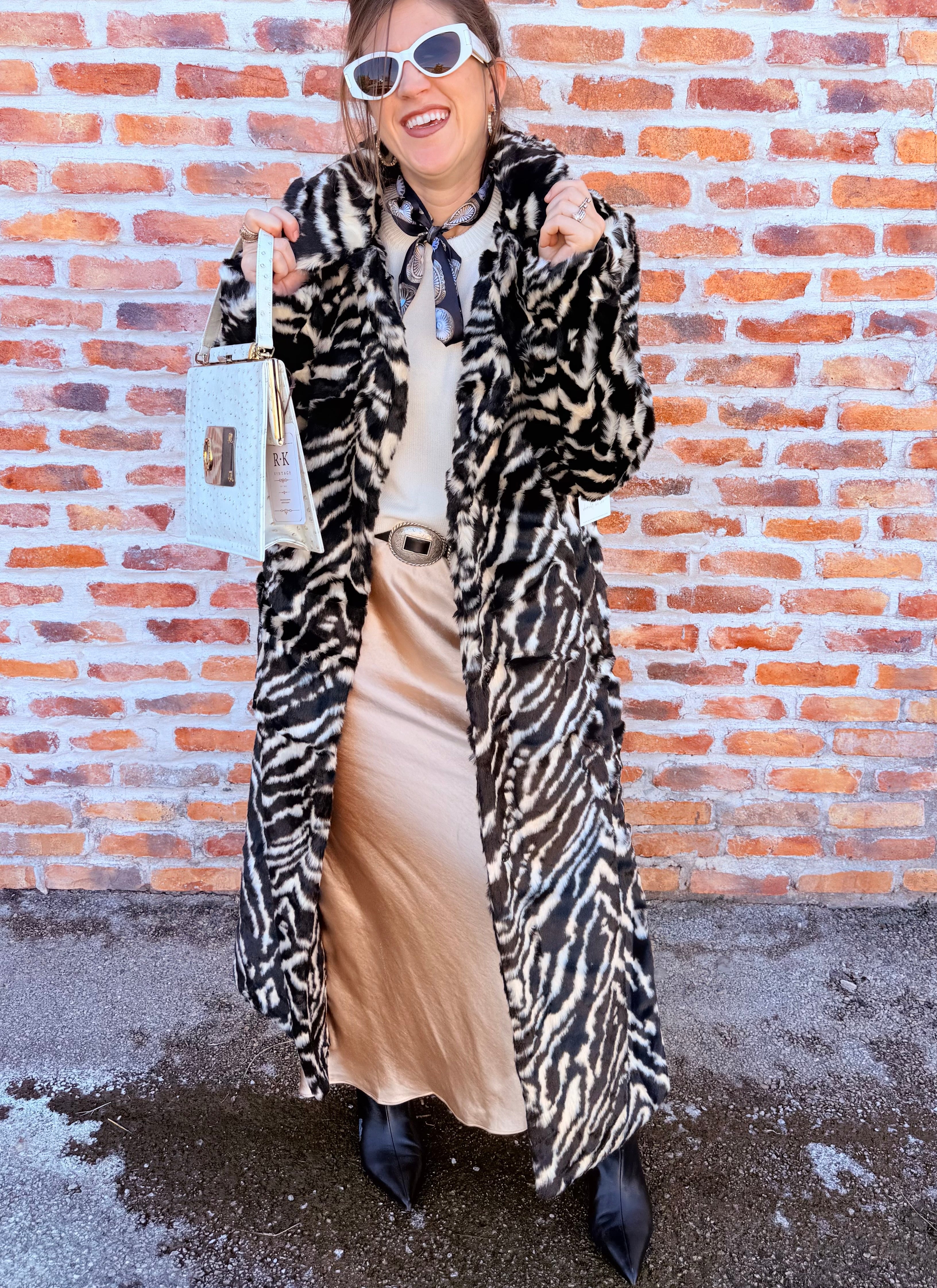 Miss Cindy Overcoat