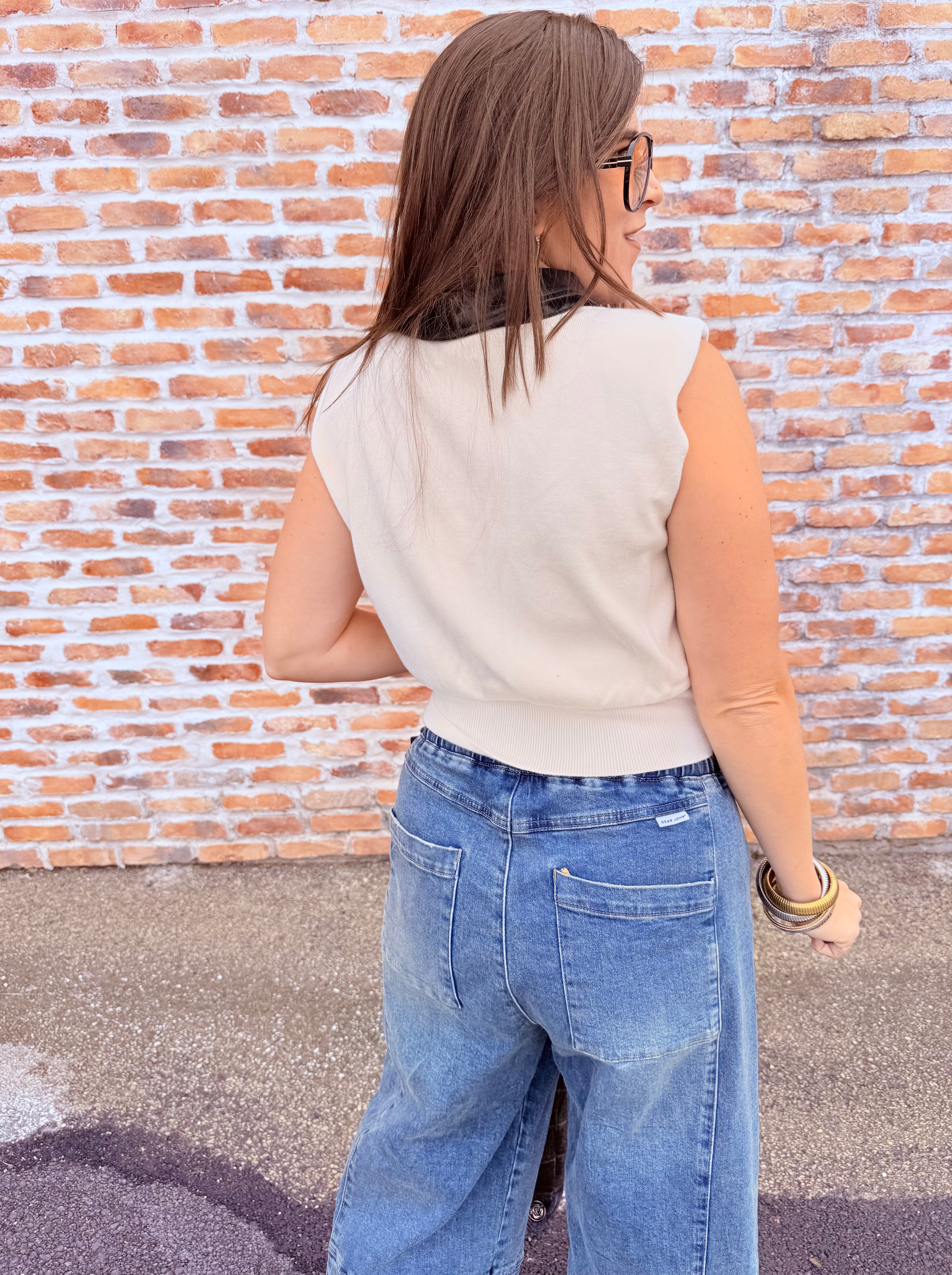 Sleeveless V-Neck Button Up