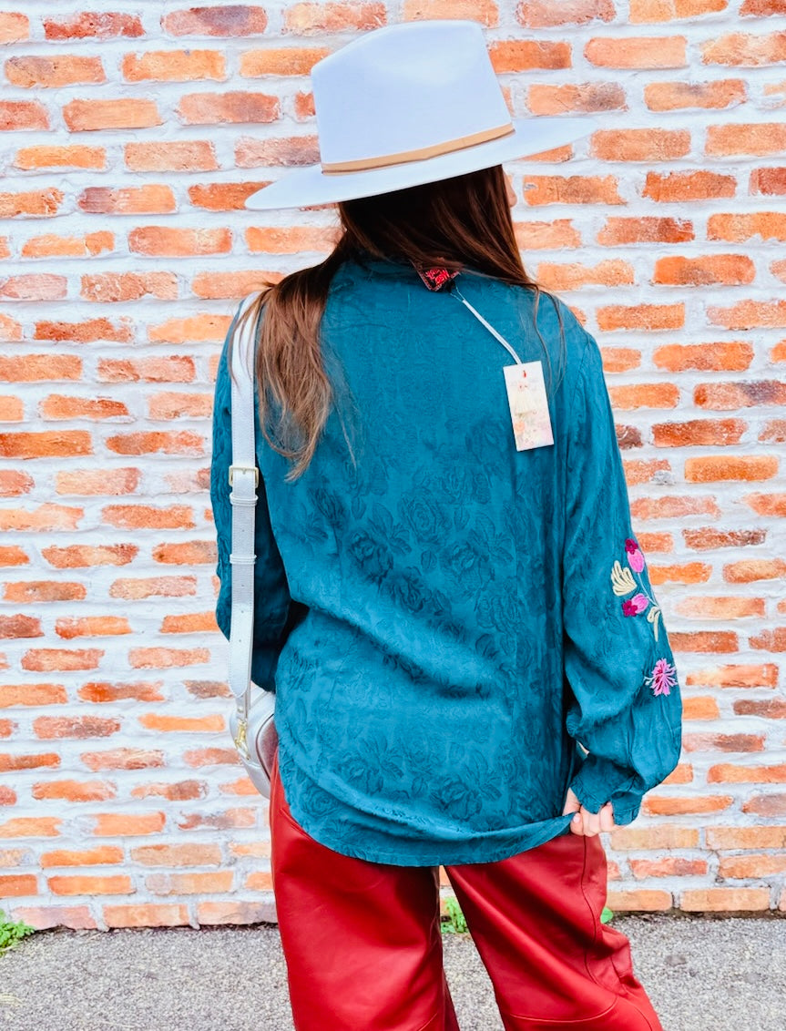 Penellope Ruffle Collar Blouse