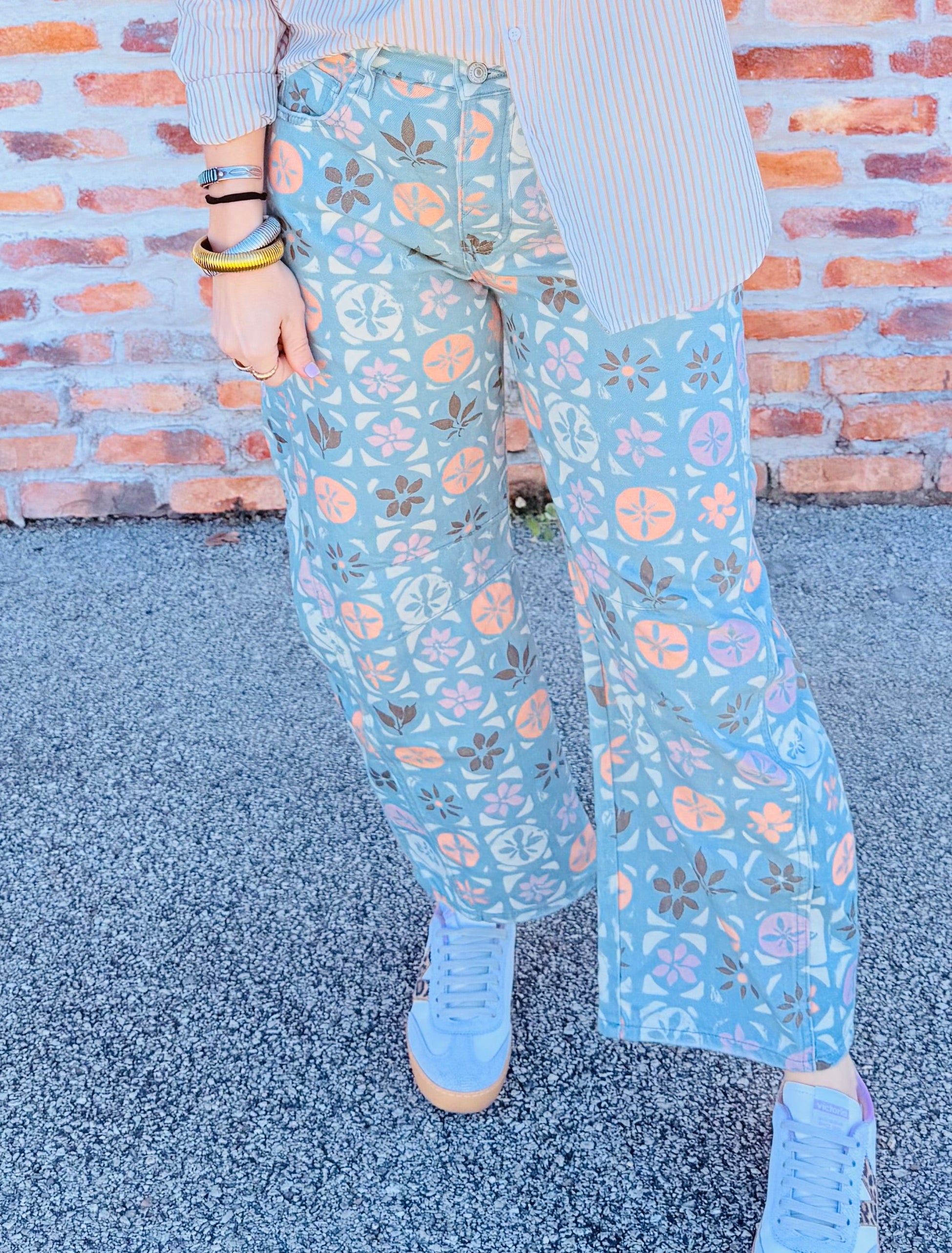 Good Luck Printed Barrel Pant