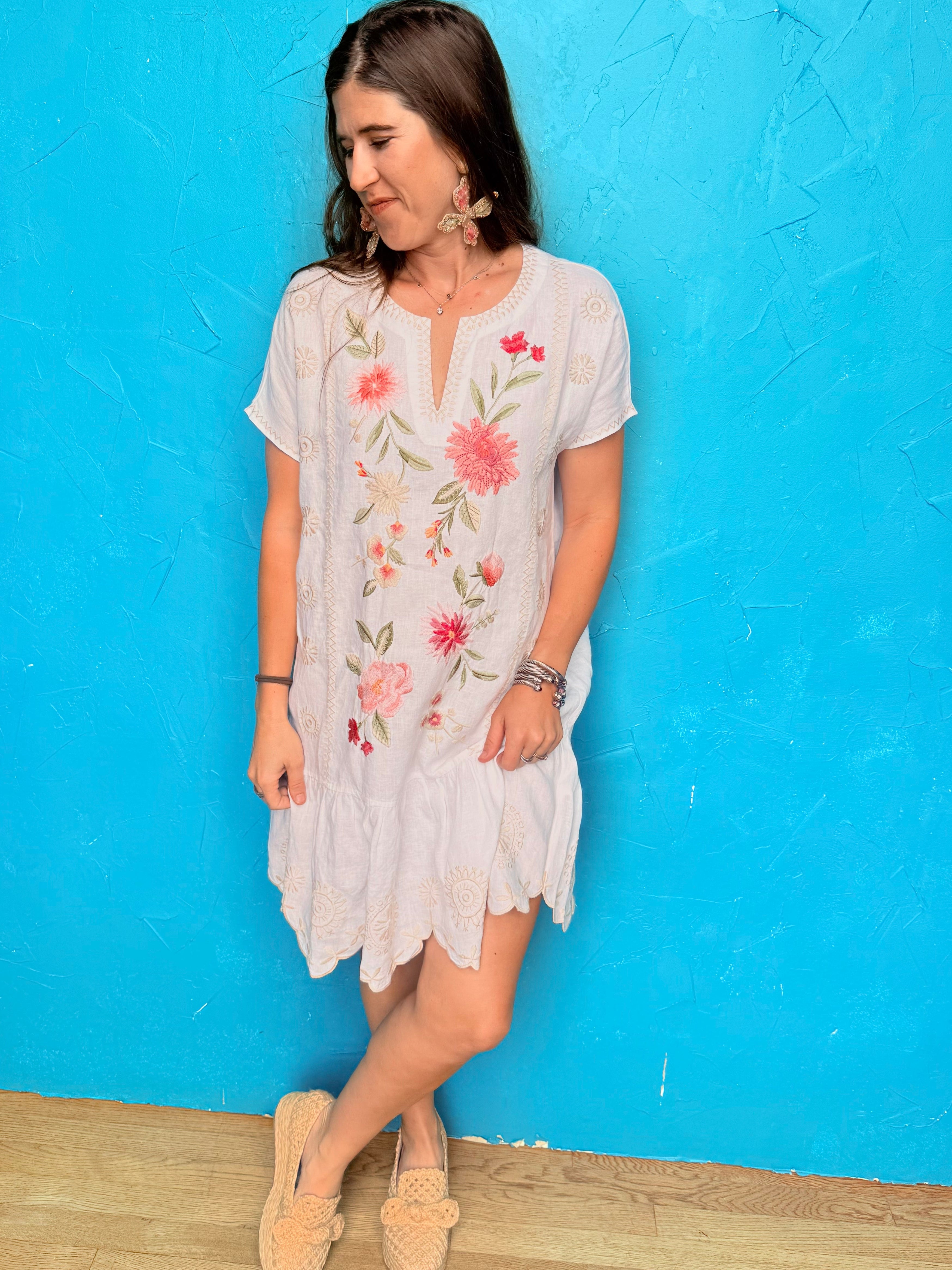 Della Relaxed Linen Dress
