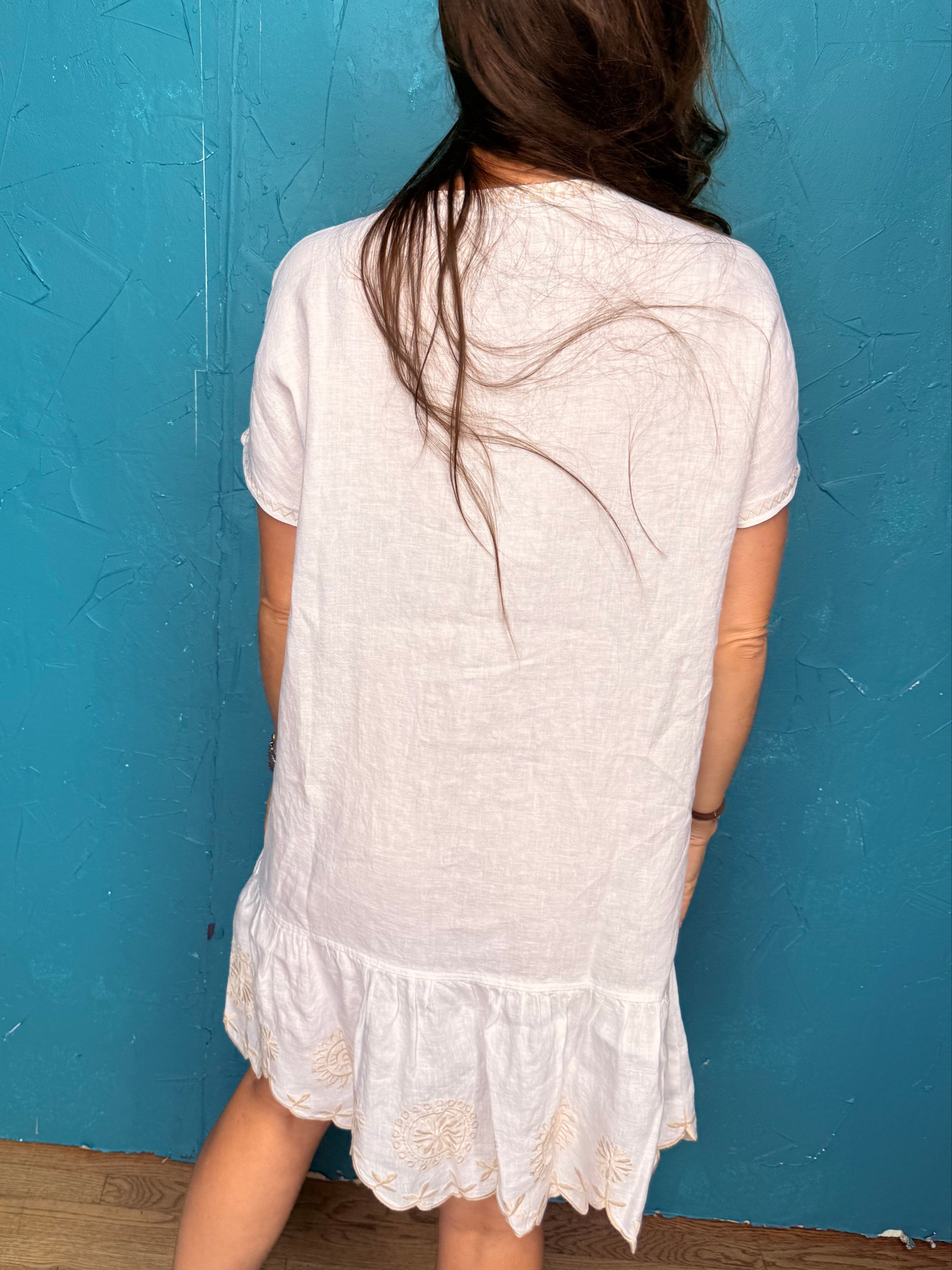 Della Relaxed Linen Dress