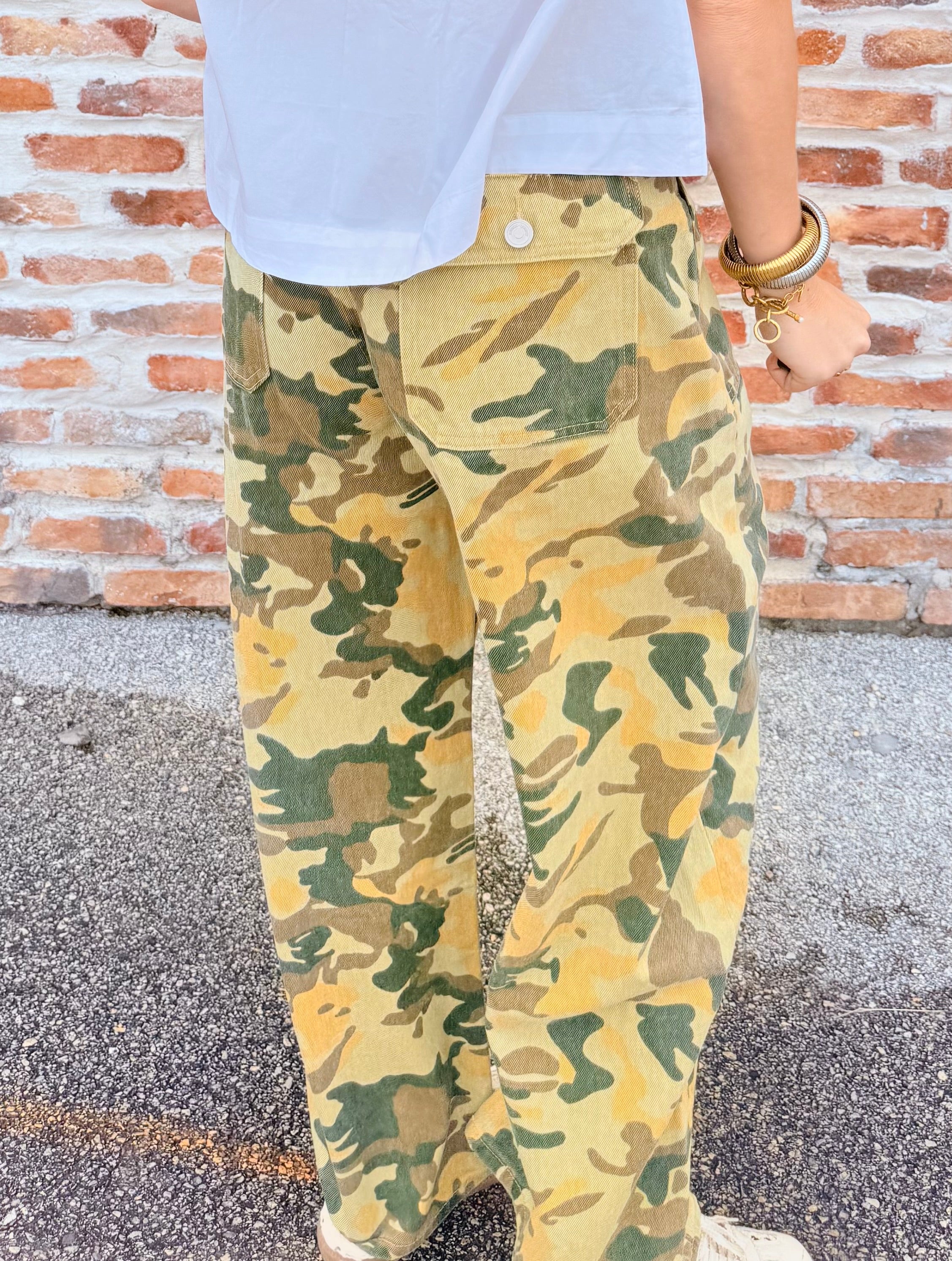 Wild Rose Camo Jeans