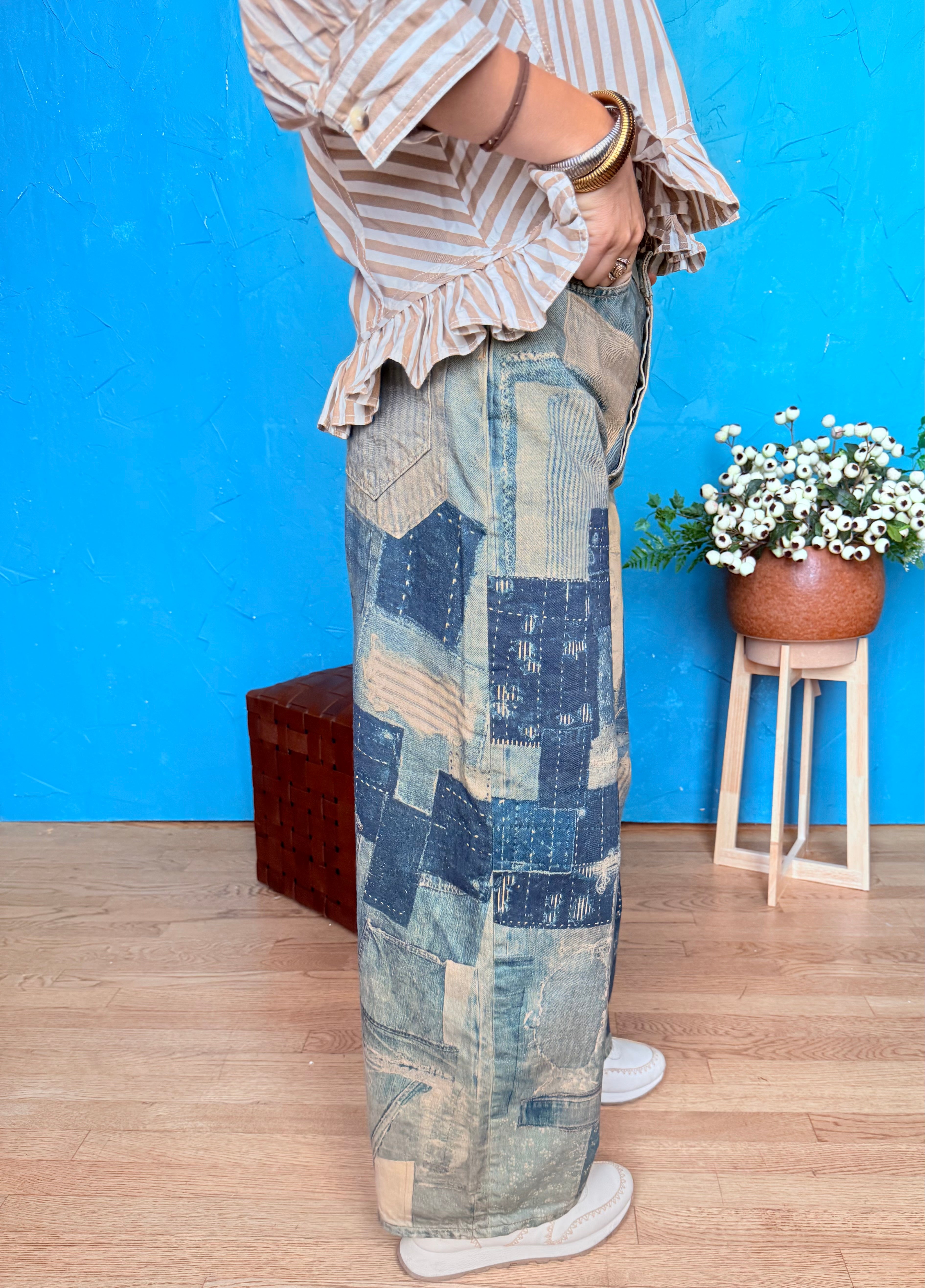 Illusions Relaxed Fit Jeans