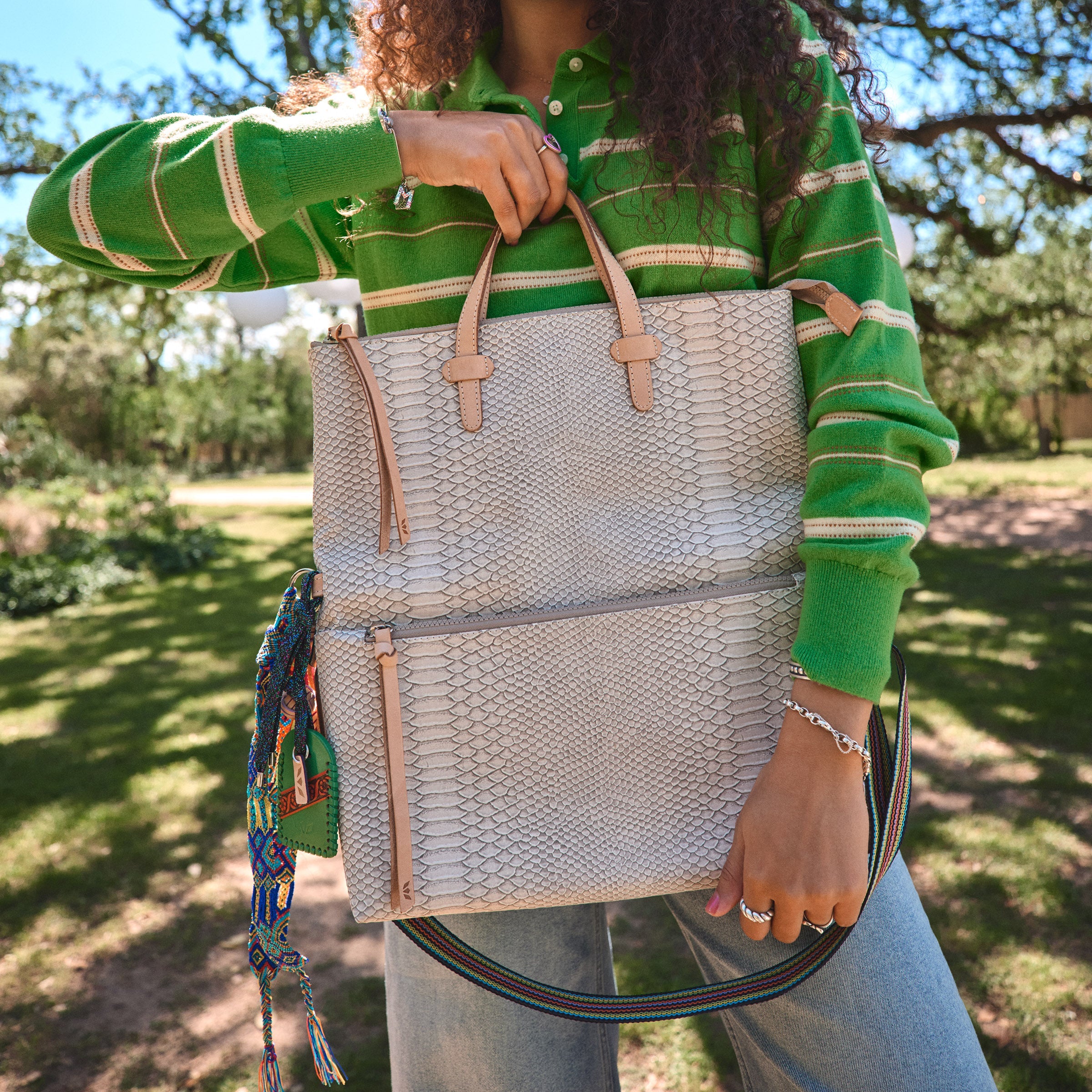 Field Tote