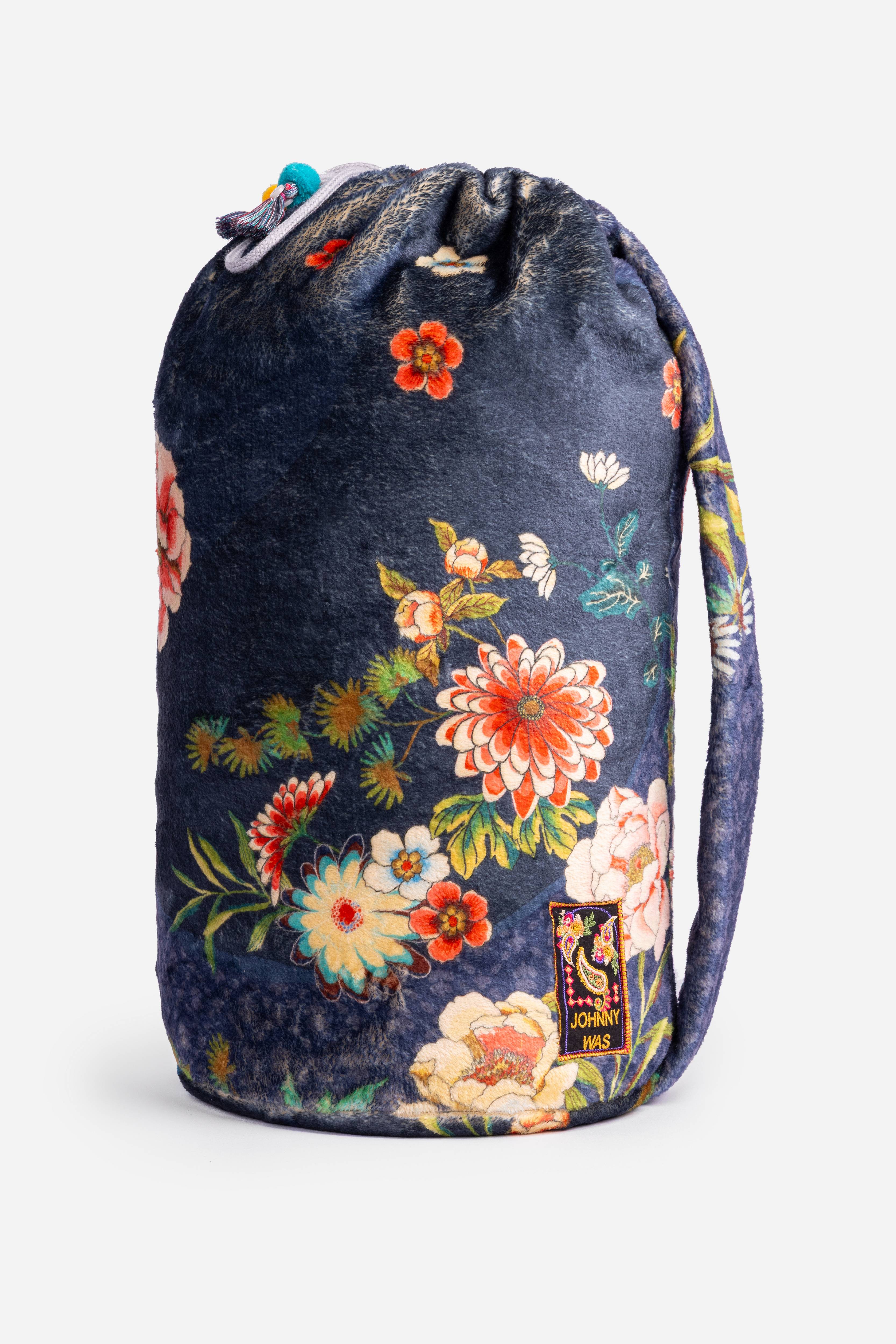 Travel Blanket - Advestia