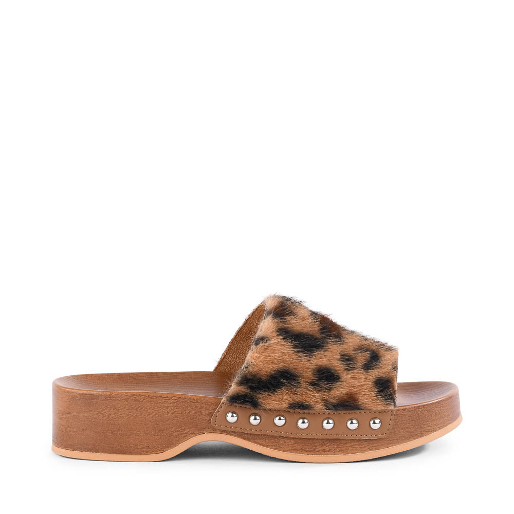 Windswell Slip On Sandal