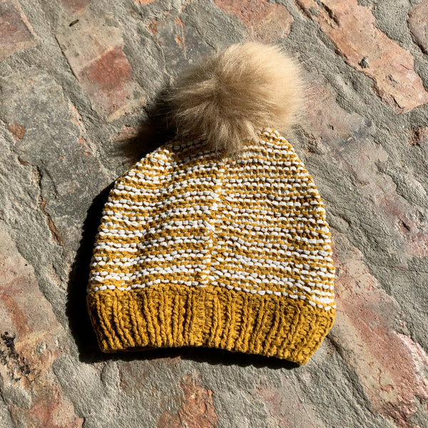 Pompom Knit Hat